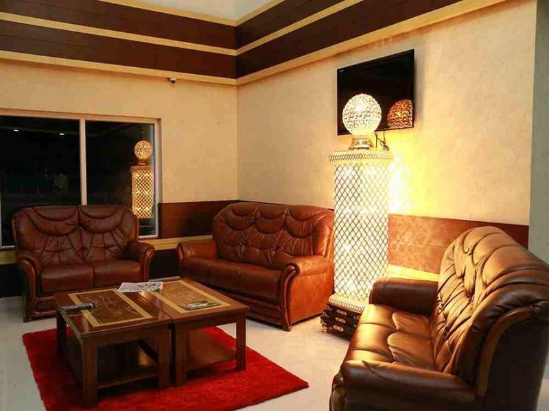 מלון Alappuzha Thachaparambil Residency מראה חיצוני תמונה